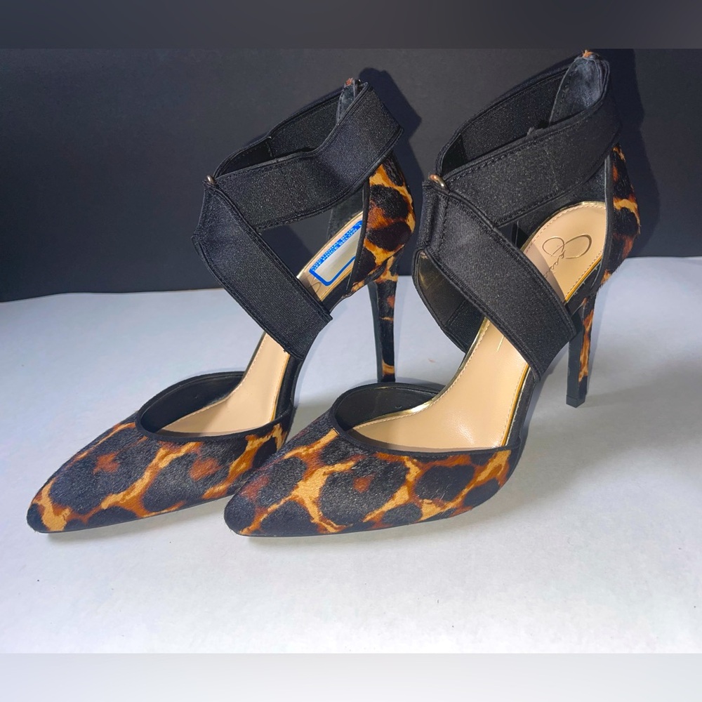 Jessica Simpson Cheetah Print heels